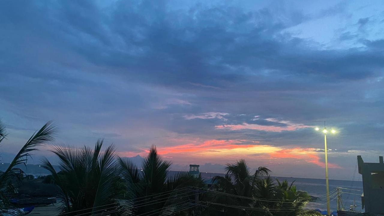 Rock View House โกวาลัม ภายนอก รูปภาพ